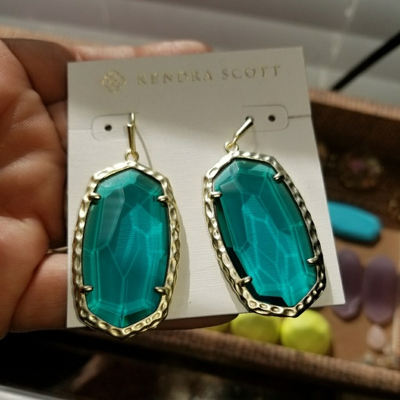 Kendra Scott Jewelry - KS LB ellas